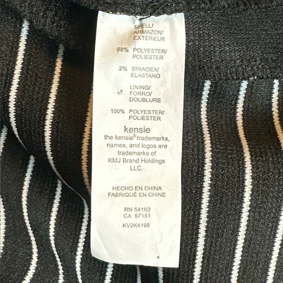 Kensie classic crew neck black white stripe shortsleeved structured top - Picture 8 of 9